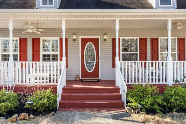 property entrance with covered porch and ceiling fan