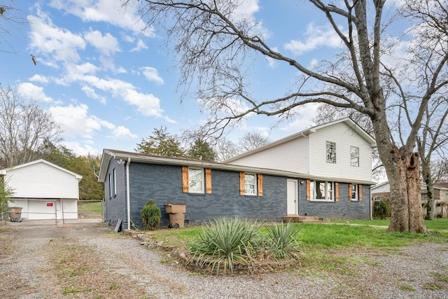 view of front of property