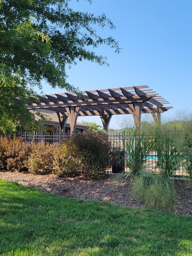 view of yard with a pergola