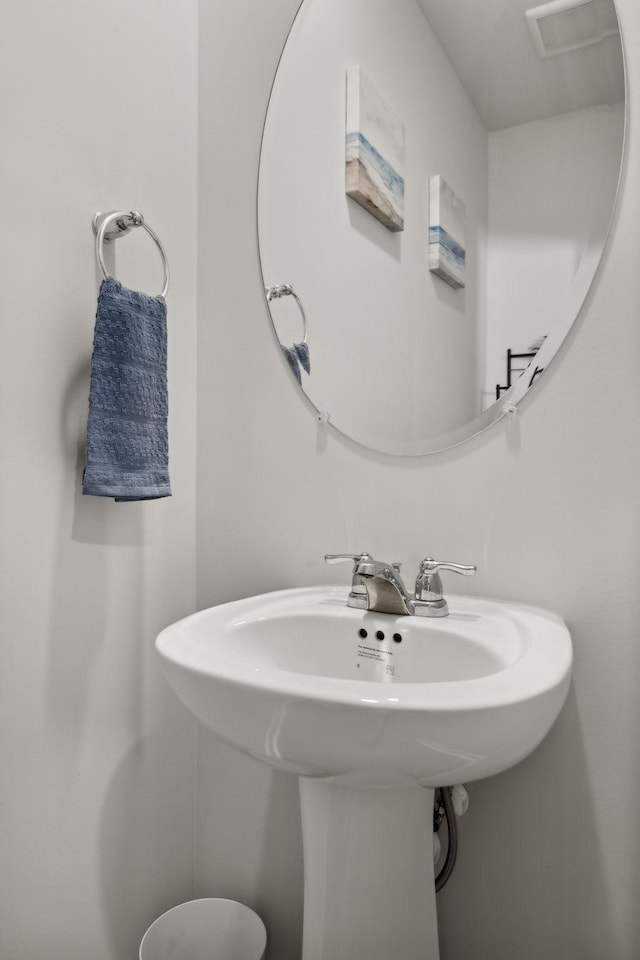 bathroom with sink