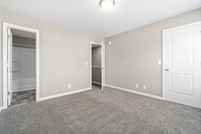 unfurnished bedroom featuring carpet floors