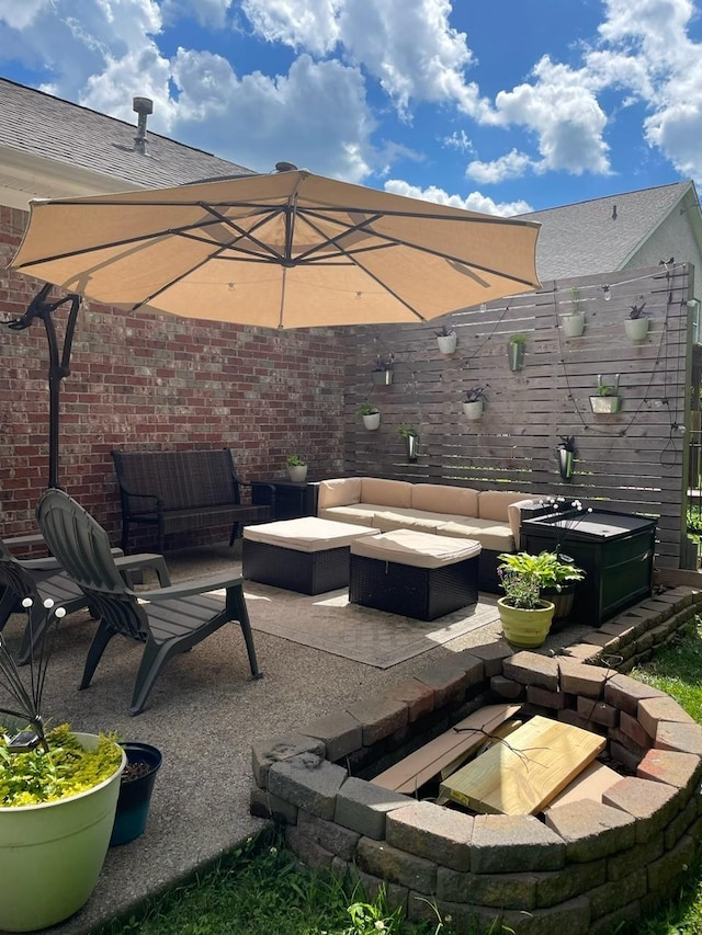 view of patio featuring an outdoor living space