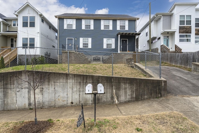 view of front of property