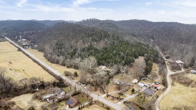 birds eye view of property featuring a rural view