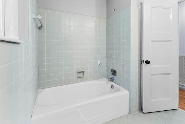 full bathroom featuring visible vents