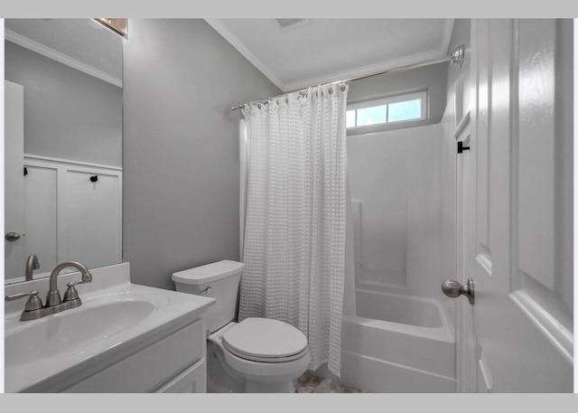 bathroom with ornamental molding, shower / tub combo with curtain, vanity, and toilet