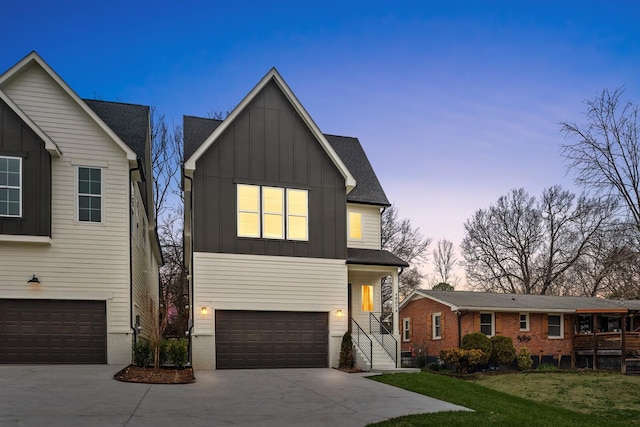 view of front facade with a garage