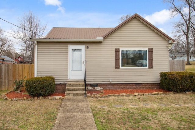 view of front of house featuring a front yard