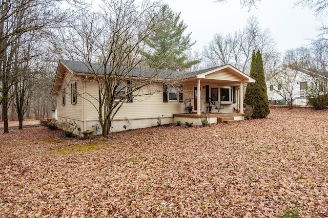 view of front of property with covered porch