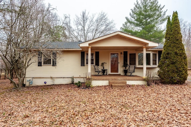 view of front of property featuring a porch