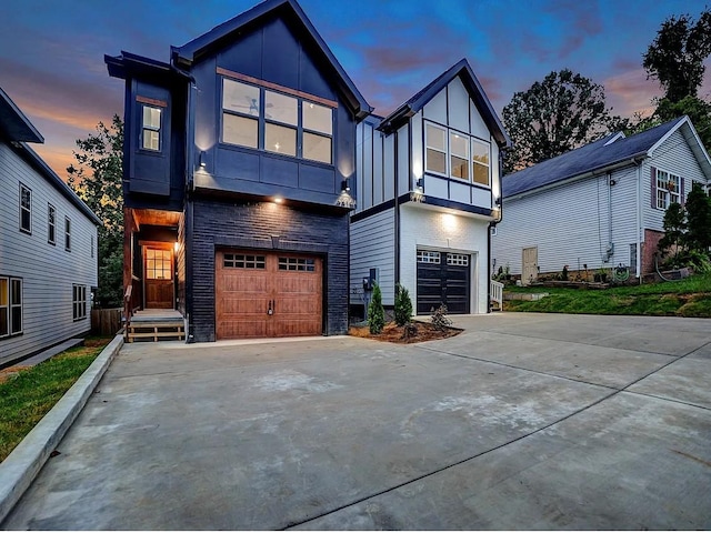 view of front facade with a garage