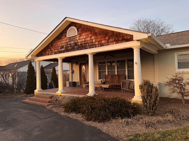 view of front of home featuring a porch