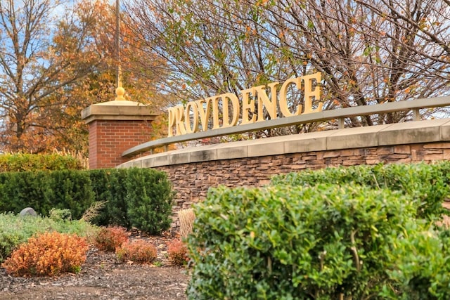 view of community / neighborhood sign