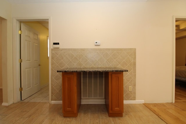 room details featuring hardwood / wood-style floors