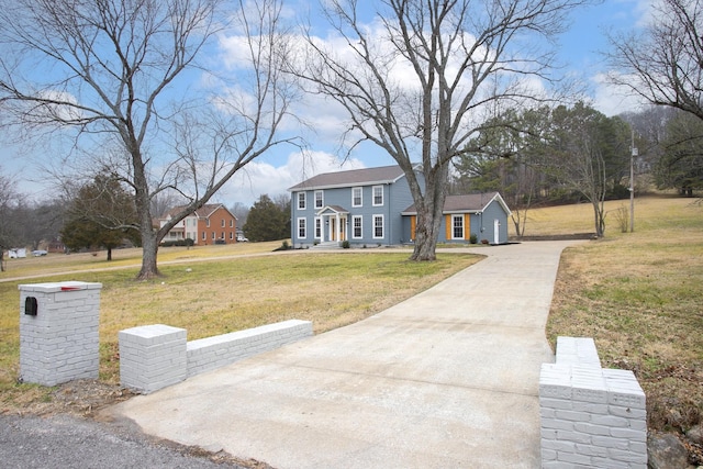 view of front of house with a front yard