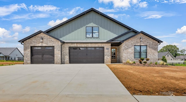 2477 Ellsworth Dr, Clarksville, TN 37043 - photo 1