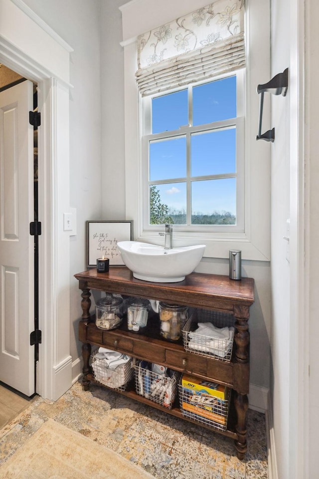 2111 Hoovers Rd, Duck River, TN 38454 - bathroom featuring sink