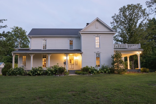 2111 Hoovers Rd, Duck River, TN 38454 - back of property featuring covered porch and a lawn