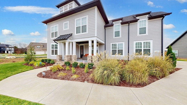 view of front of property featuring a porch