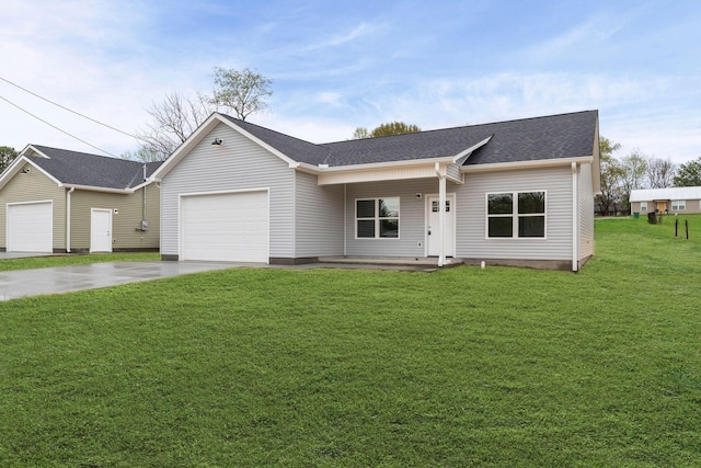 805 Shepard St S, Winchester, TN 37398 - ranch-style house featuring driveway, a garage, roof with shingles, and a front yard