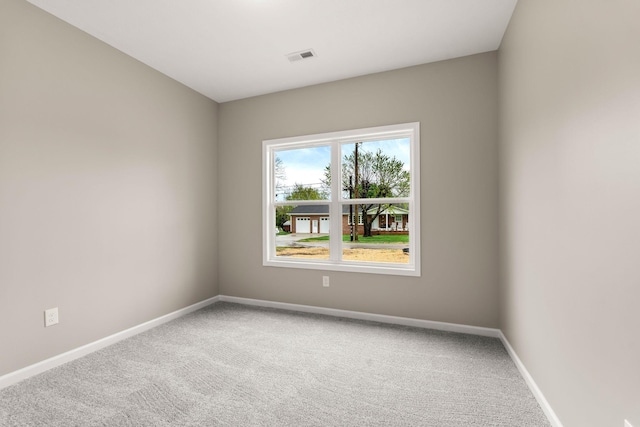 805 Shepard St S, Winchester, TN 37398 - carpeted spare room featuring baseboards and visible vents