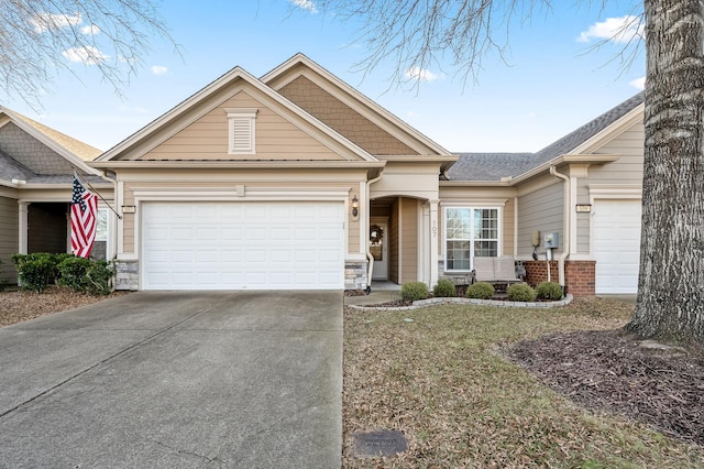 view of front of home featuring a garage