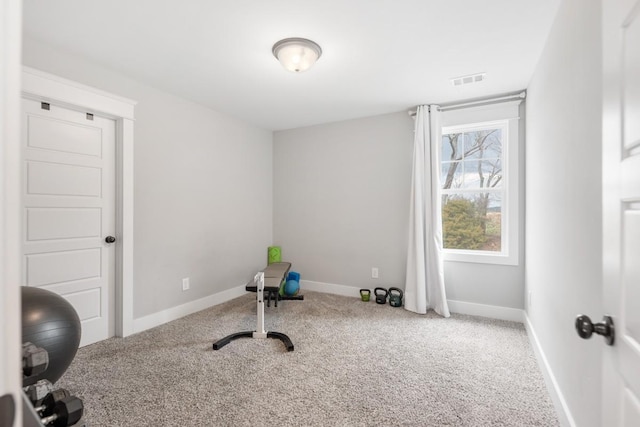 workout room with carpet floors