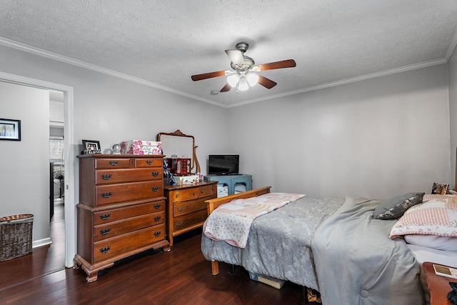 bedroom with ornamental molding, ceiling fan, a textured ceiling, and dark hardwood / wood-style flooring