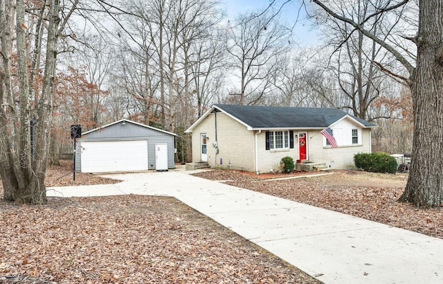 view of front facade with a garage