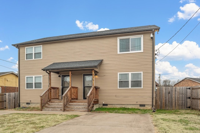 front facade featuring a front lawn