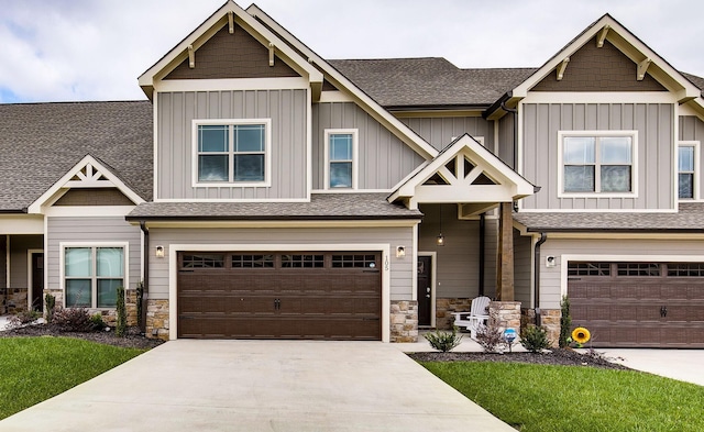 craftsman house with a garage