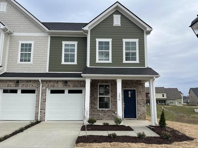 view of front facade featuring a garage