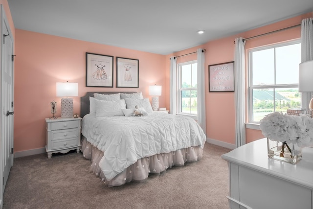 bedroom featuring carpet floors