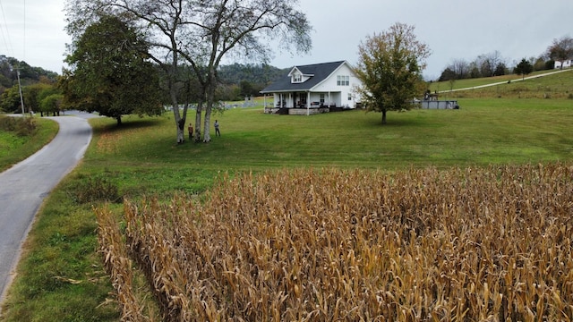 exterior space featuring a yard