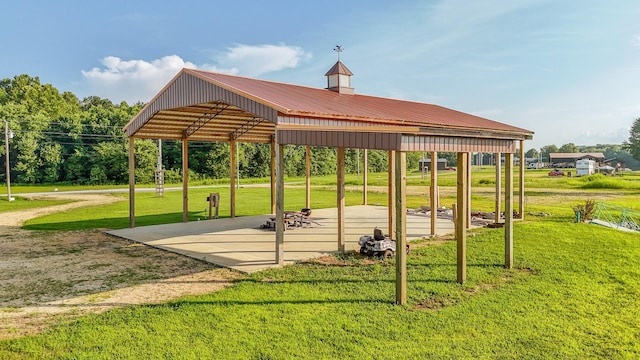 753 River Front Dr, Clifton, TN 38425