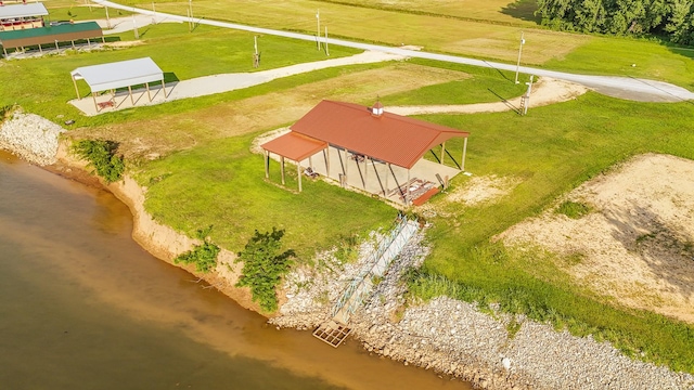 753 River Front Dr, Clifton, TN 38425