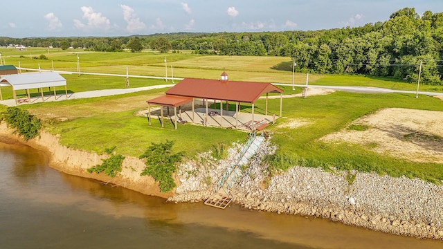 753 River Front Dr, Clifton, TN 38425