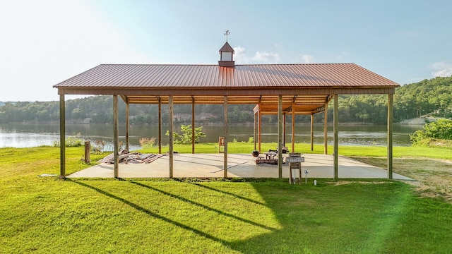 753 River Front Dr, Clifton, TN 38425
