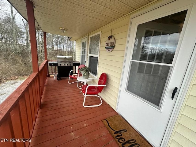 deck with grilling area