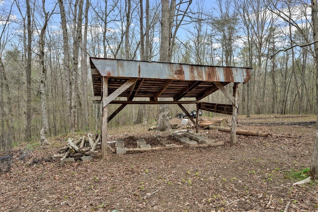 surrounding community with an outbuilding