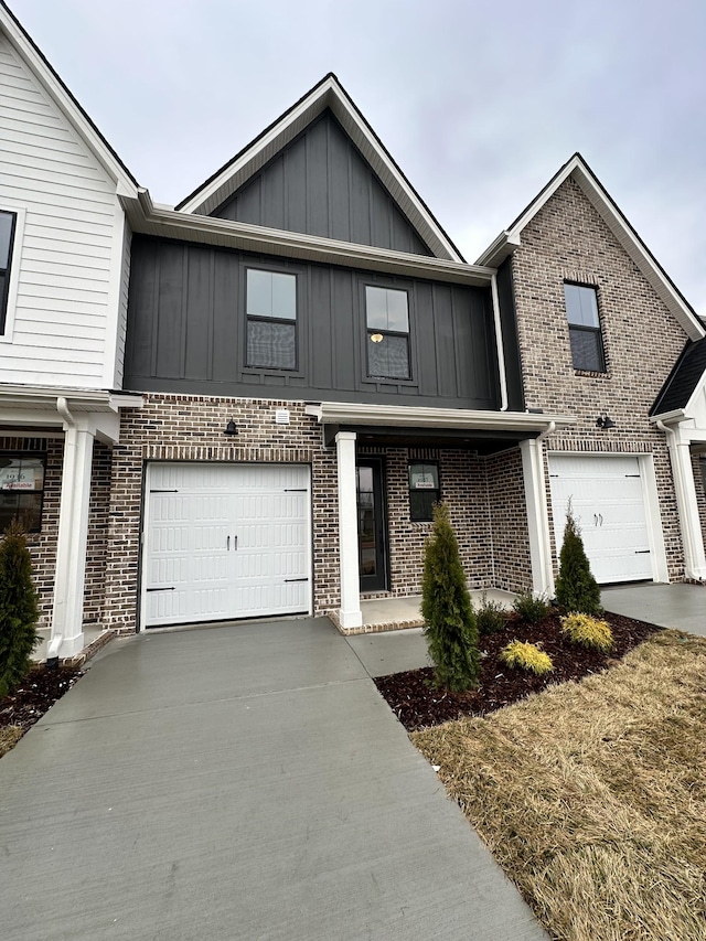 view of front of home with a garage