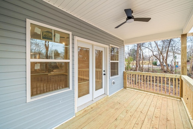 deck with ceiling fan