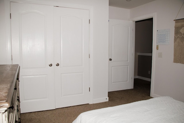 bedroom with a closet