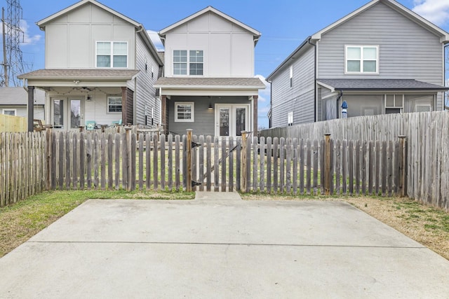 view of front of house featuring covered porch