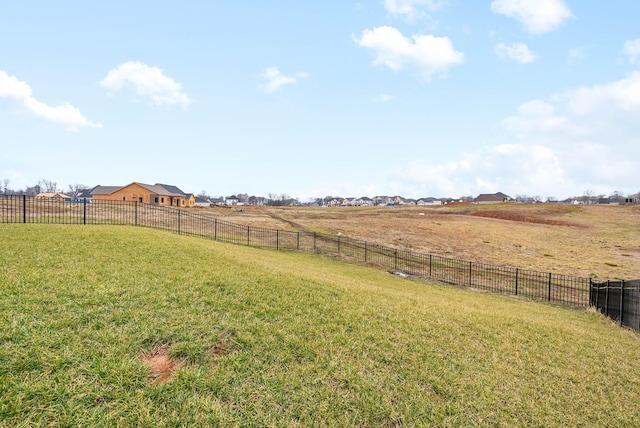 view of yard featuring a rural view