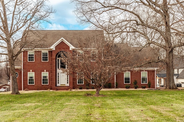 colonial house with a front yard