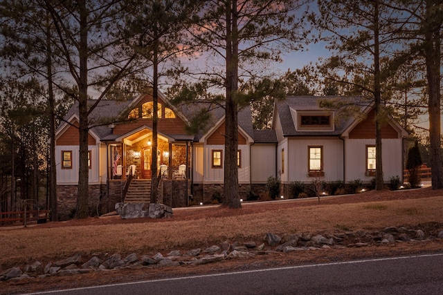 craftsman house with covered porch