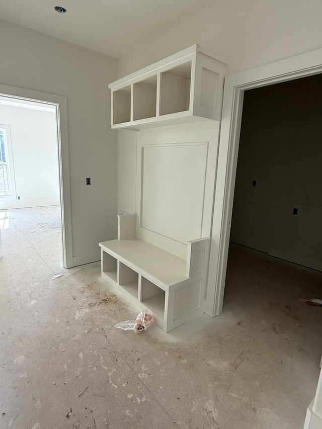 3944 Chapel Hill Rd, Clarksville, TN 37040 - view of mudroom