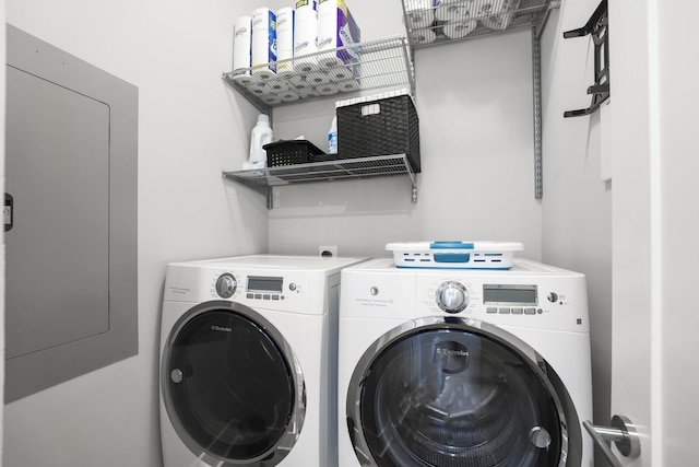 washroom with washer and clothes dryer