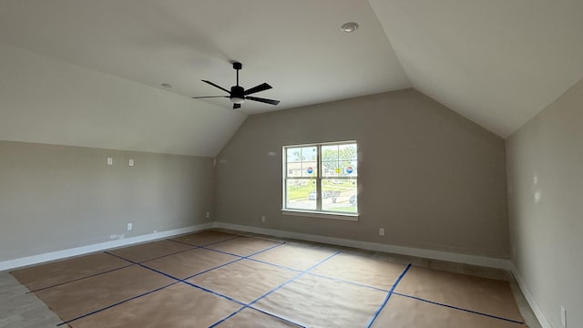 839 Stovers Gln, Murfreesboro, TN 37128 - additional living space featuring vaulted ceiling and a ceiling fan